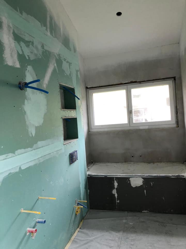 bathroom Project 13